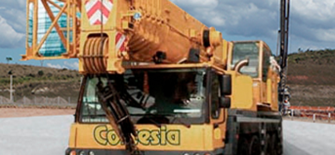 LTM 1100 - Guindaste Hidráulico sobre Rodas Telescópio